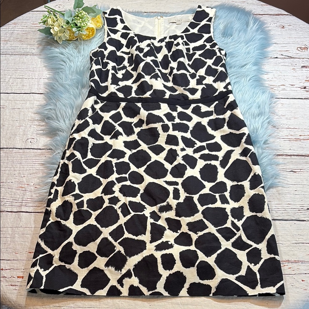 LOFT Giraffe Print Sleeveless Sheath Dress sz 6